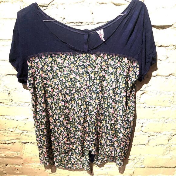 Free people lacy button back t shirt boho S - Picture 2 of 4